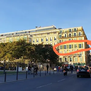 https://spacious-3-br-flat-nice-center-magnificent-view.fr-provencehotel.com